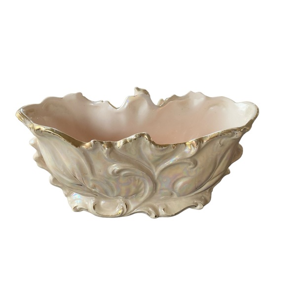 Vintage planter and candlestick holder pink with gold trimming. - Picture 5 of 16